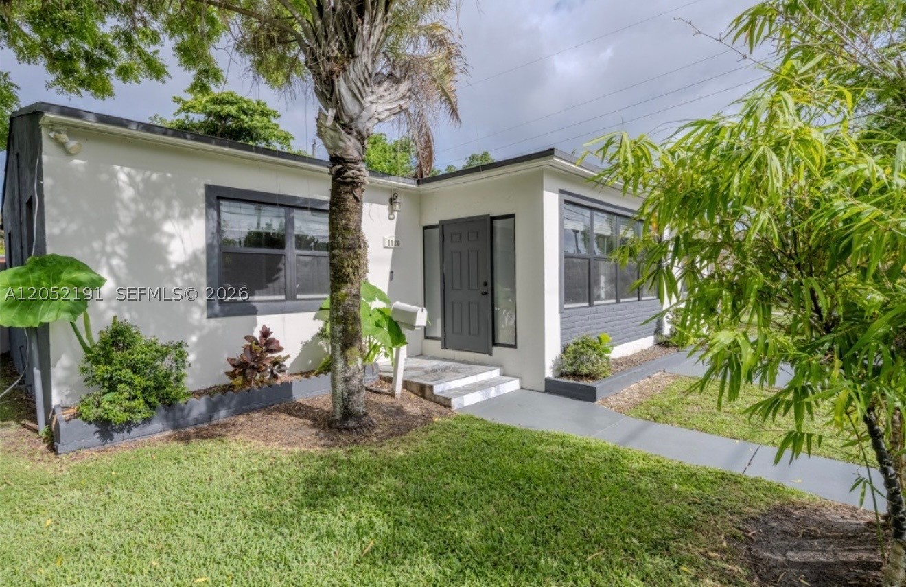 SOUTH HOLLYWOOD MEACHERS - Residential