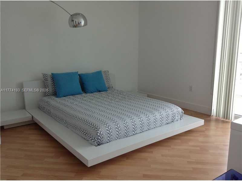 CITY 24 CONDO - Residential