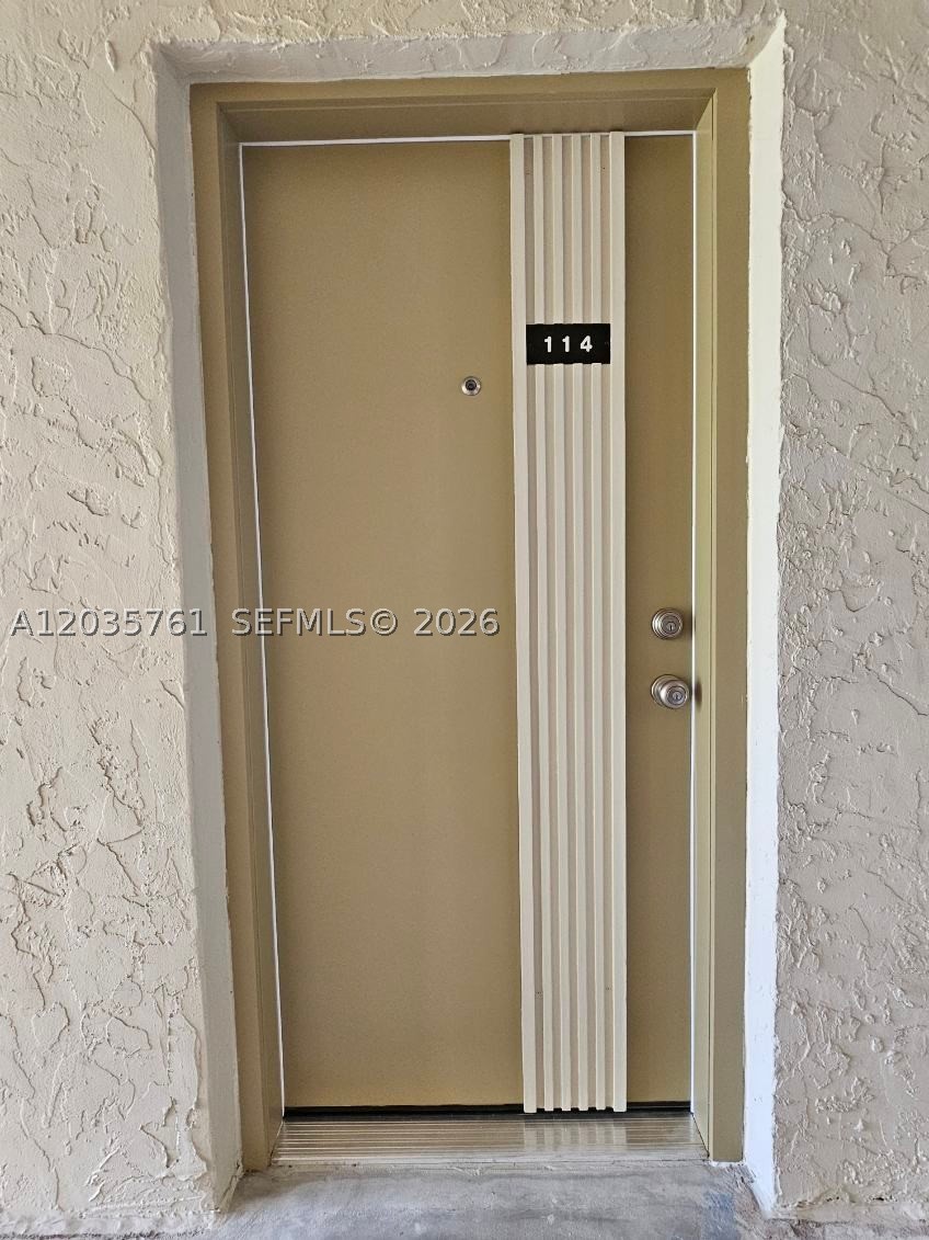 THE HORIZONS CONDO #7 - Residential