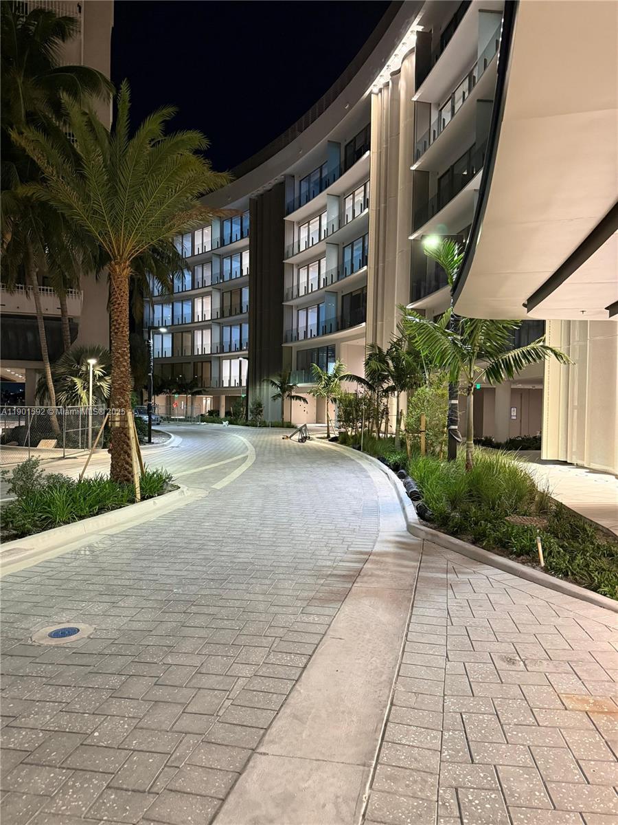 Vita at Grove Isle - Residential