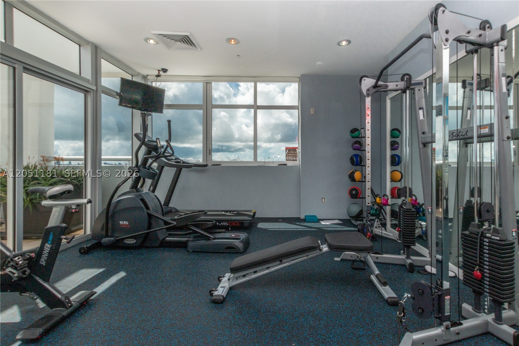 BLUE BAY TOWER CONDO - Residential