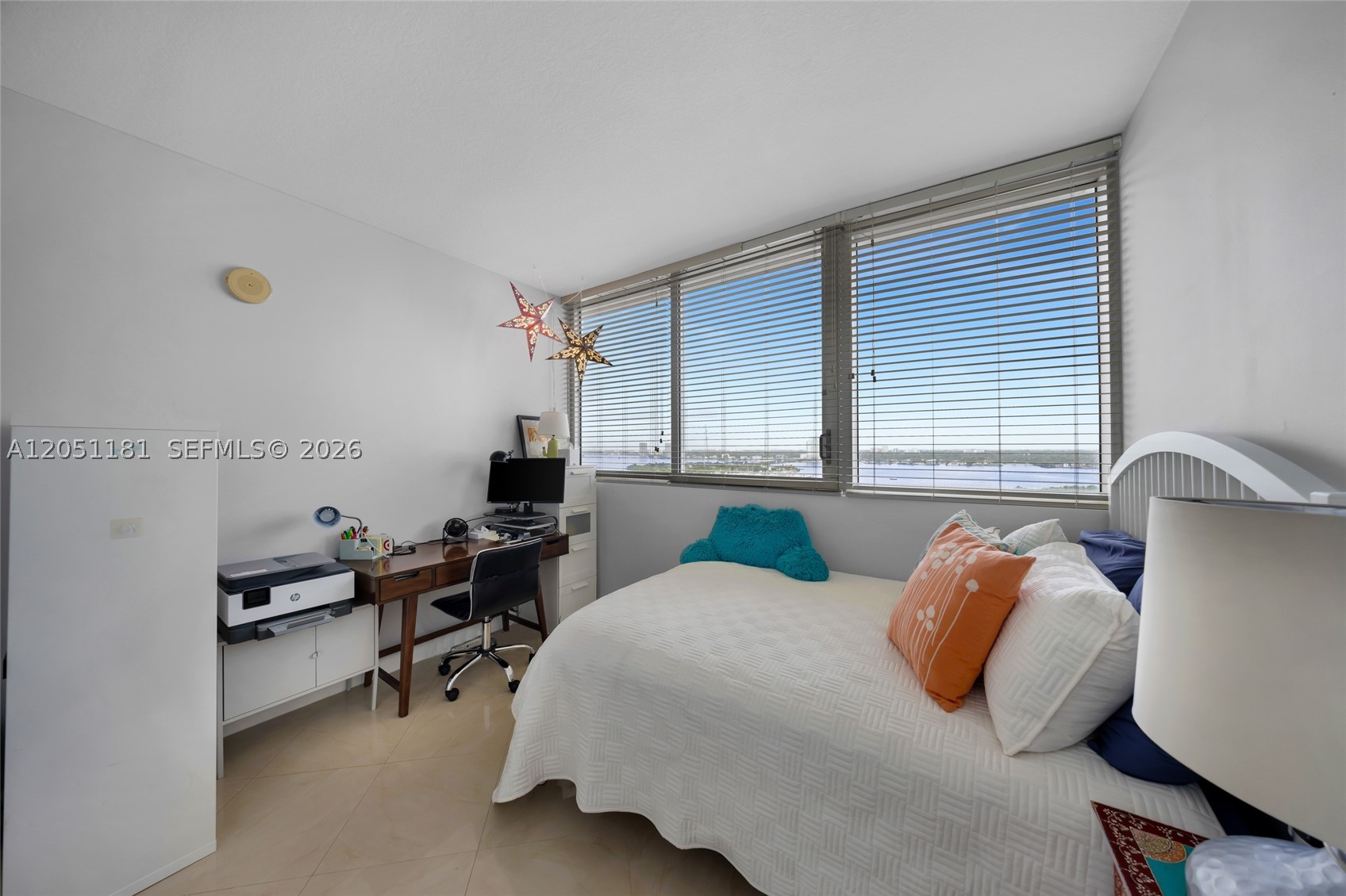 BLUE BAY TOWER CONDO - Residential