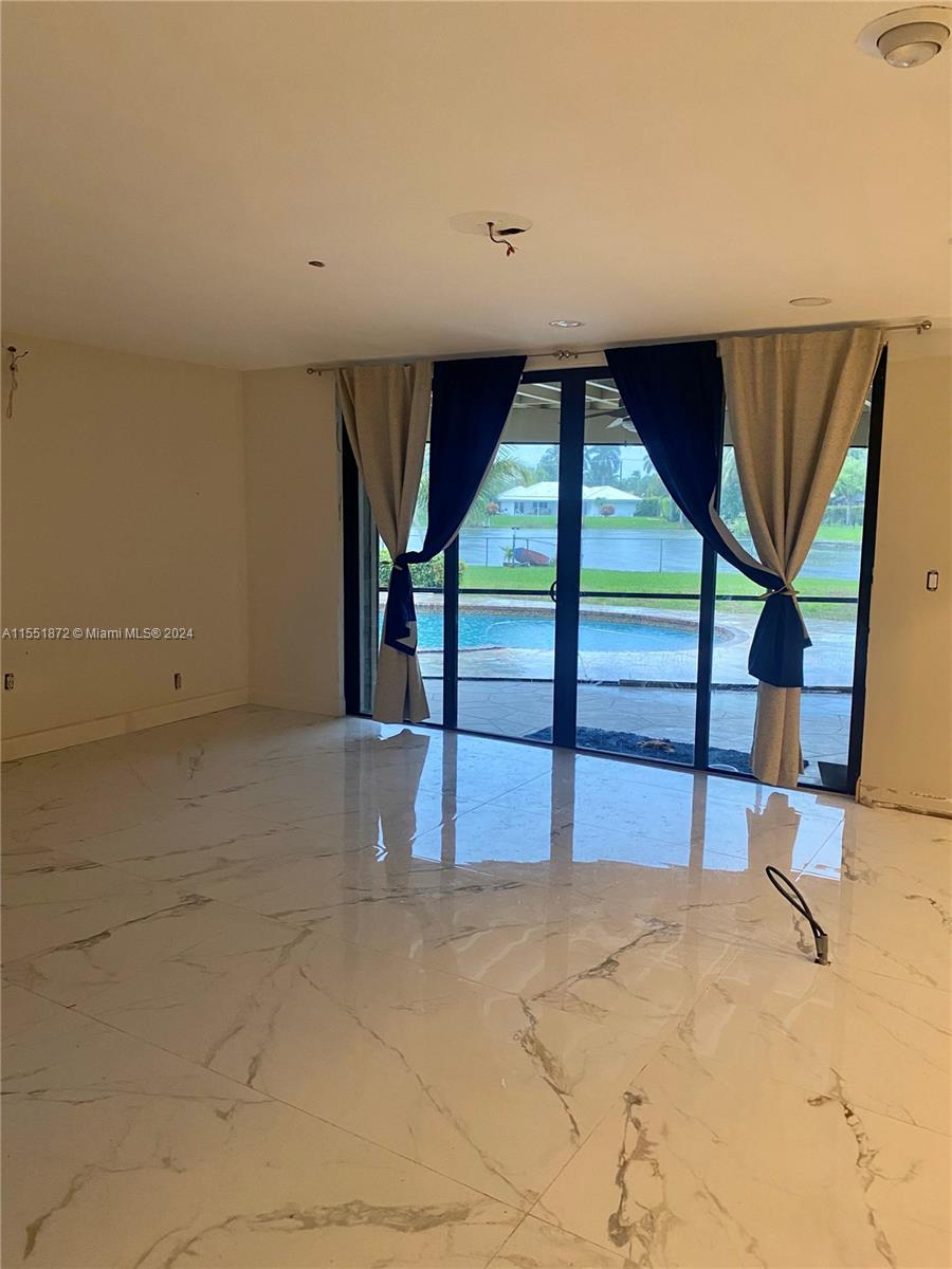 PLANTATION GOLF ESTATES 2 - Residential
