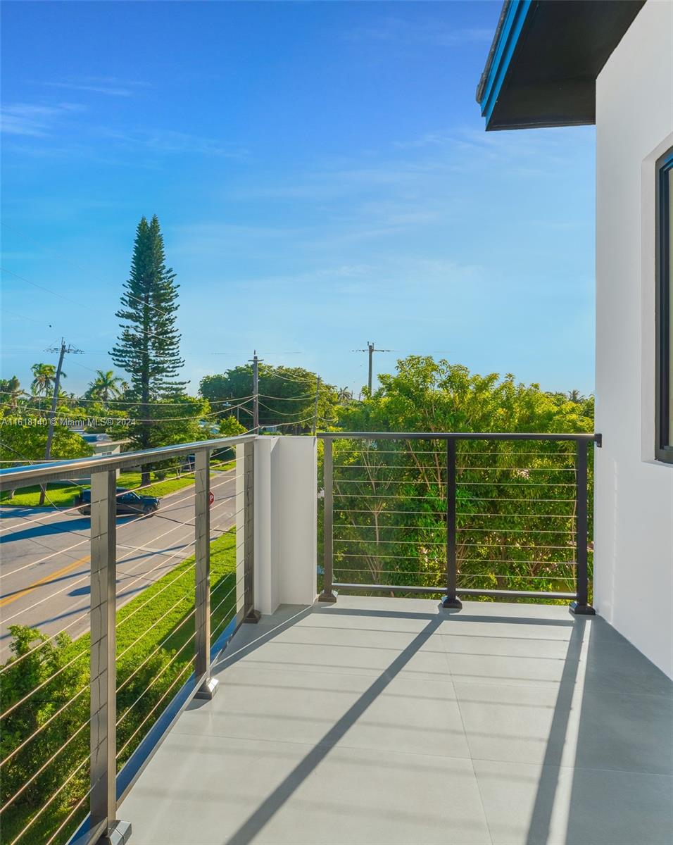 ALTOS DEL MAR NO 4 - Residential