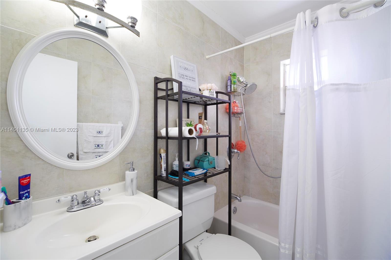 VILLA MONREAL CONDO - Residential