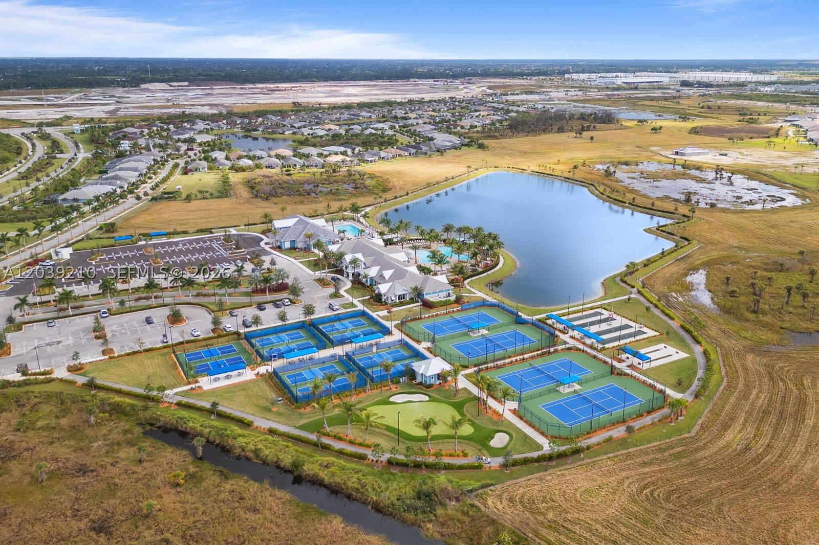 DEL WEBB AT TRADITION PLA - Residential
