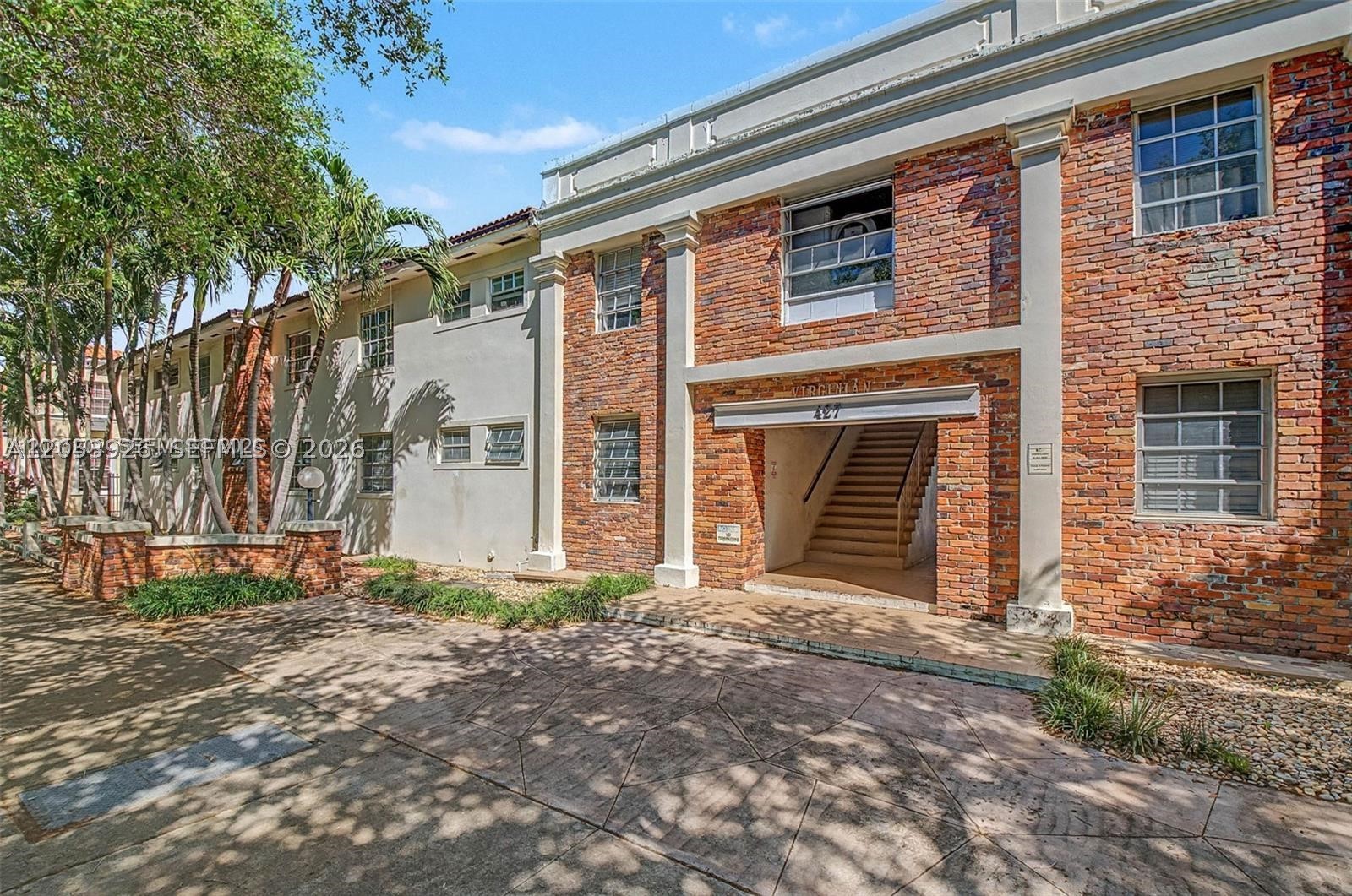 CORAL GABLES BILTMORE SEC - Residential Lease