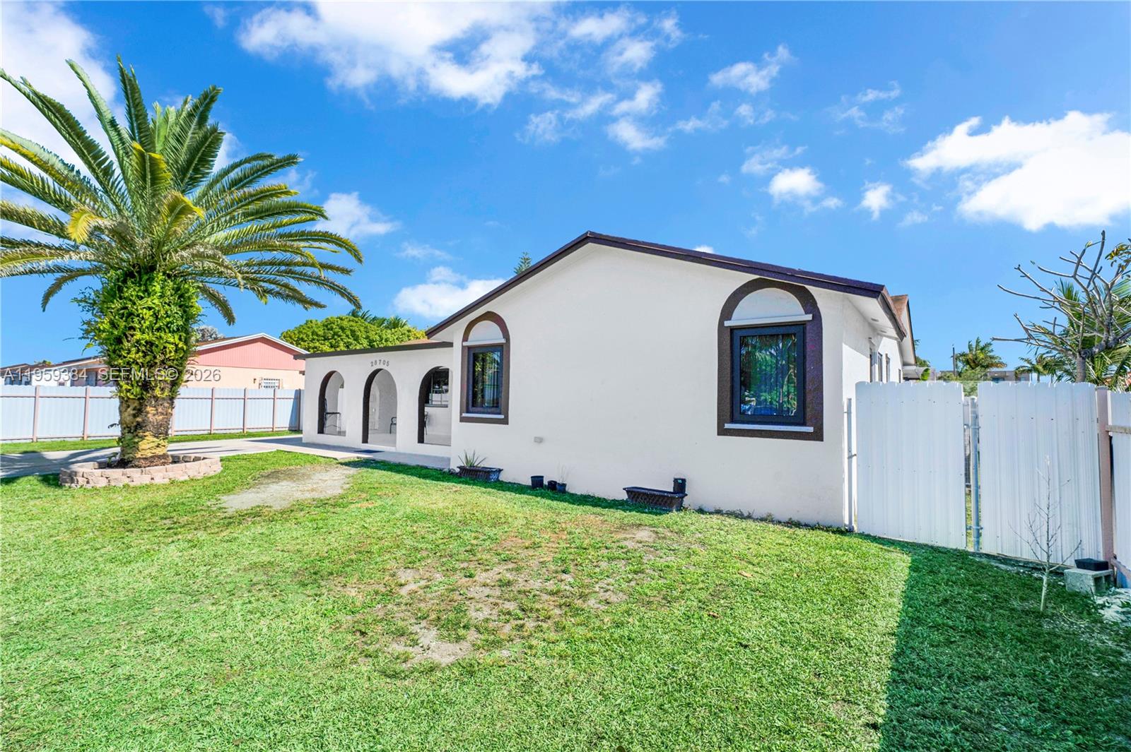PLEASURE SOUTH - Residential