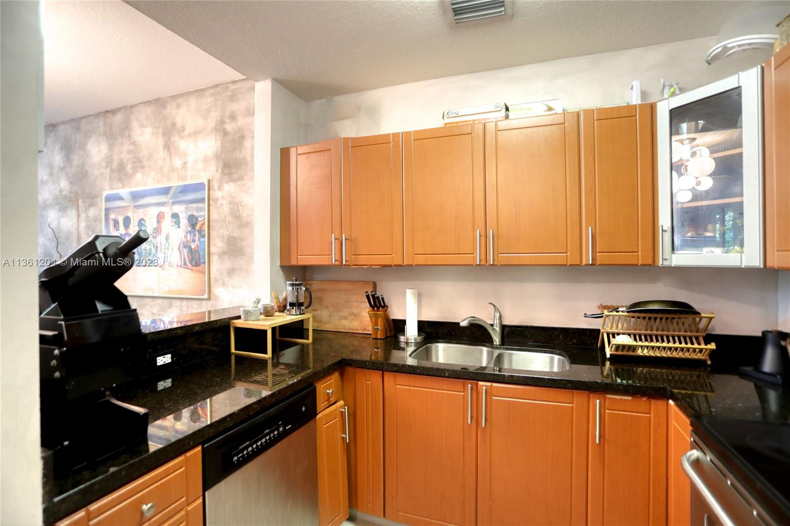 MILANA CONDO - Residential