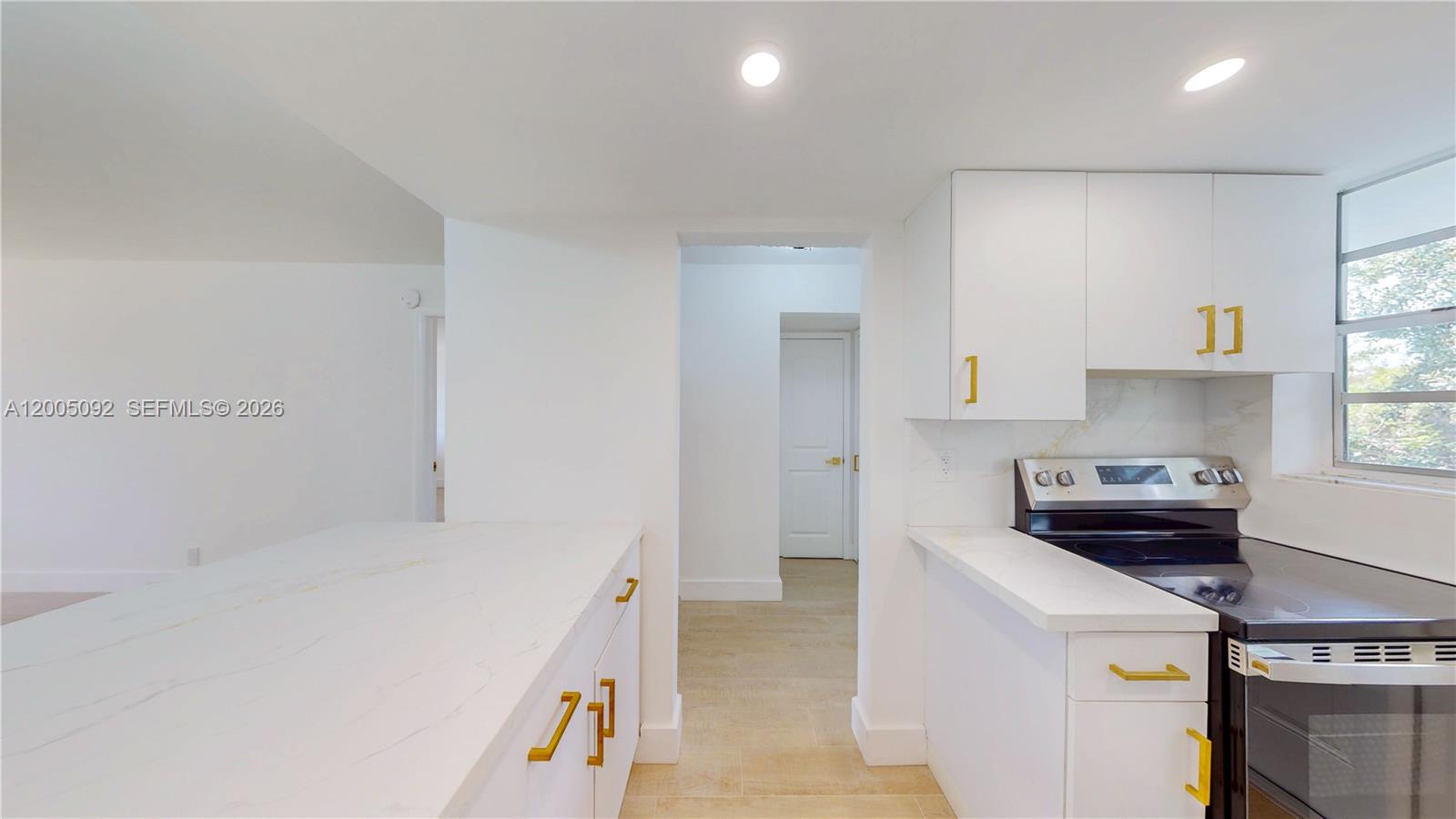 APRIL SONG CONDO - Residential
