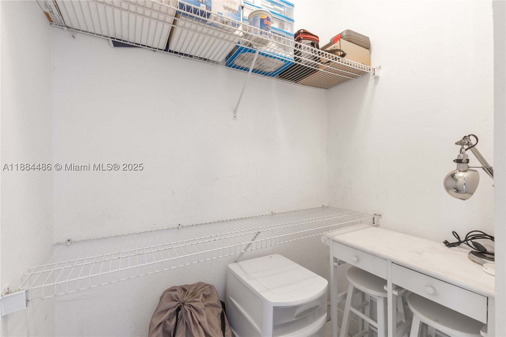 KEN MAE GARDEN CONDO - Residential