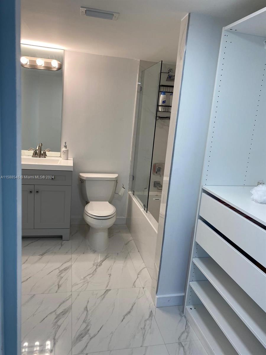 ROND POINT CONDO - Residential Lease