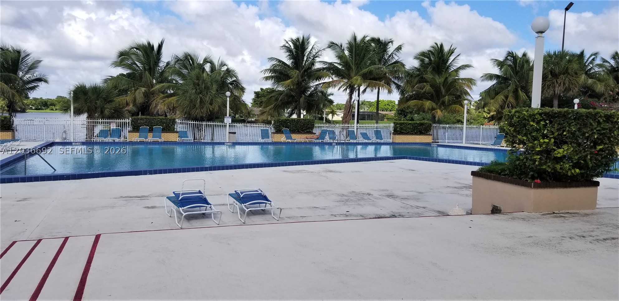 PROMENADE AT KENDALE LAKE - Residential Lease
