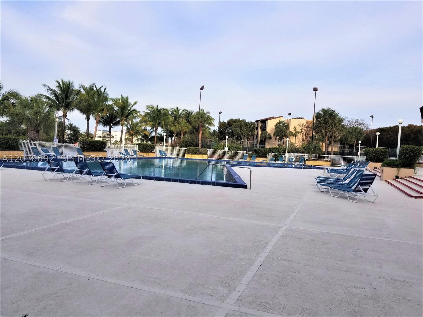 PROMENADE AT KENDALE LAKE - Residential Lease