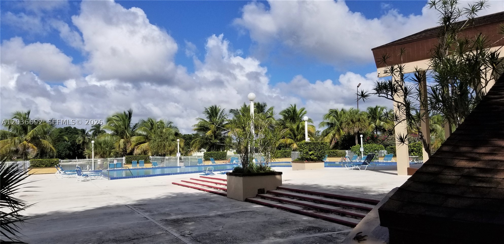 PROMENADE AT KENDALE LAKE - Residential Lease
