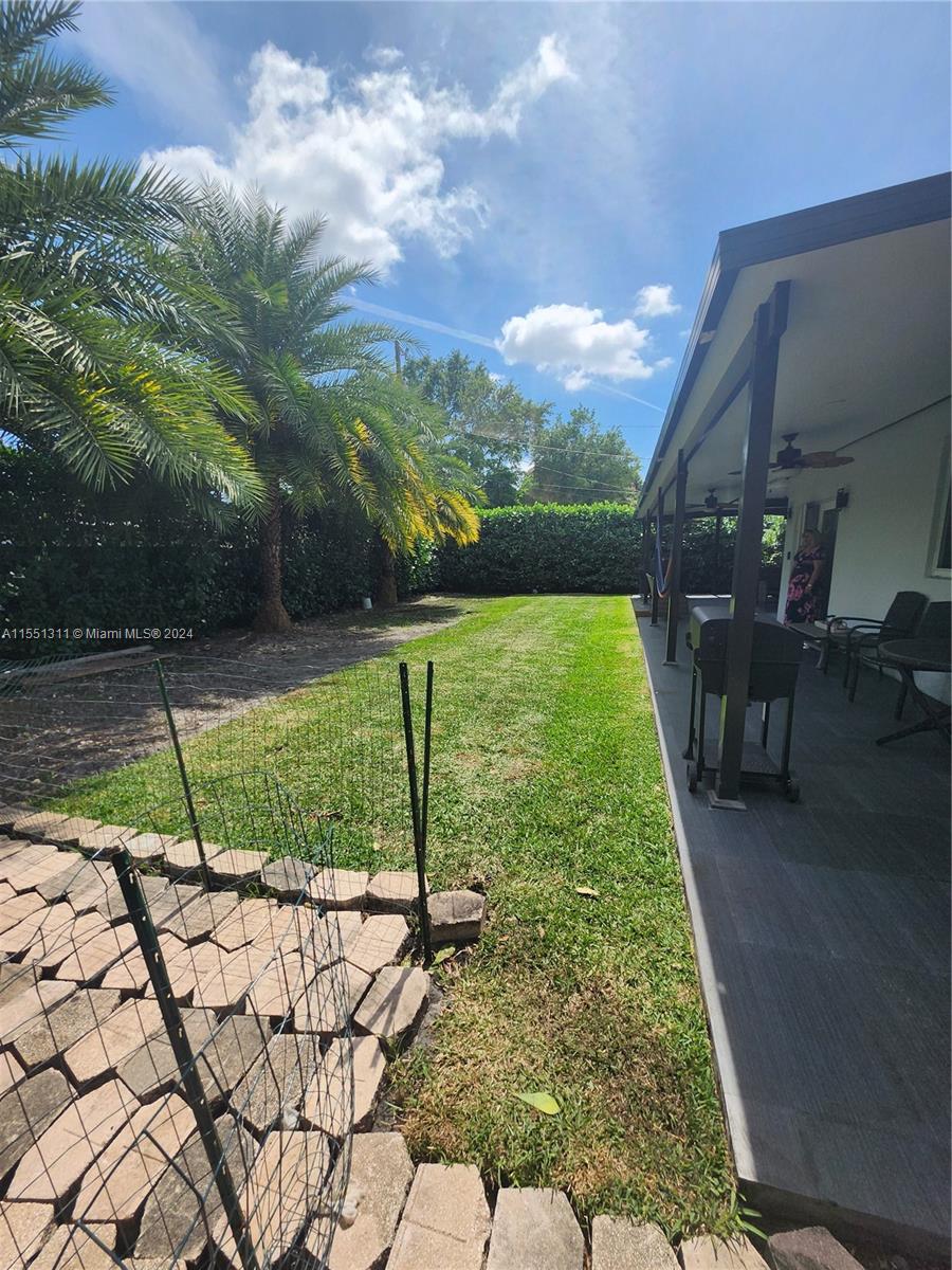 VENETIAN GARDEN REV - Residential