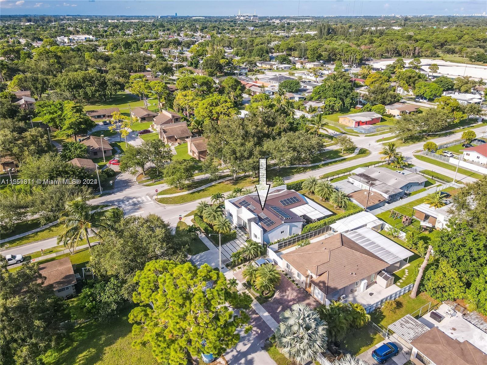 VENETIAN GARDEN REV - Residential