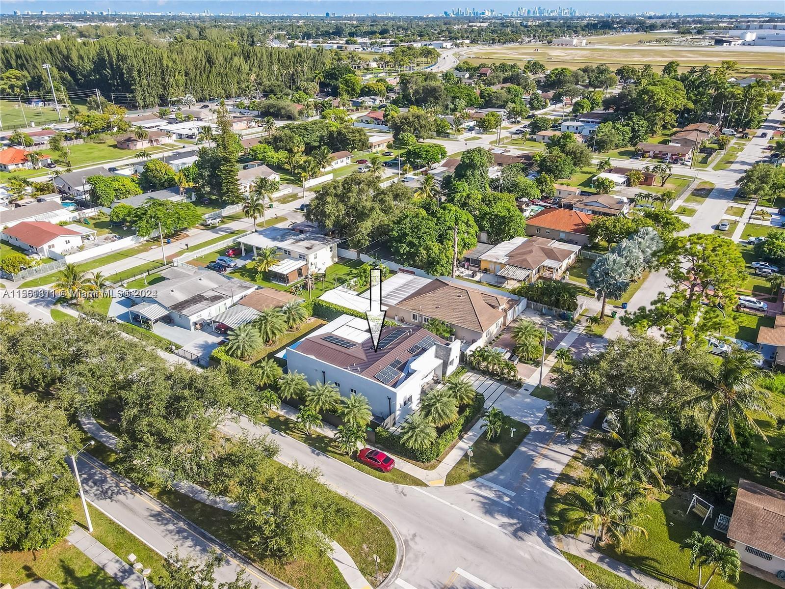 VENETIAN GARDEN REV - Residential