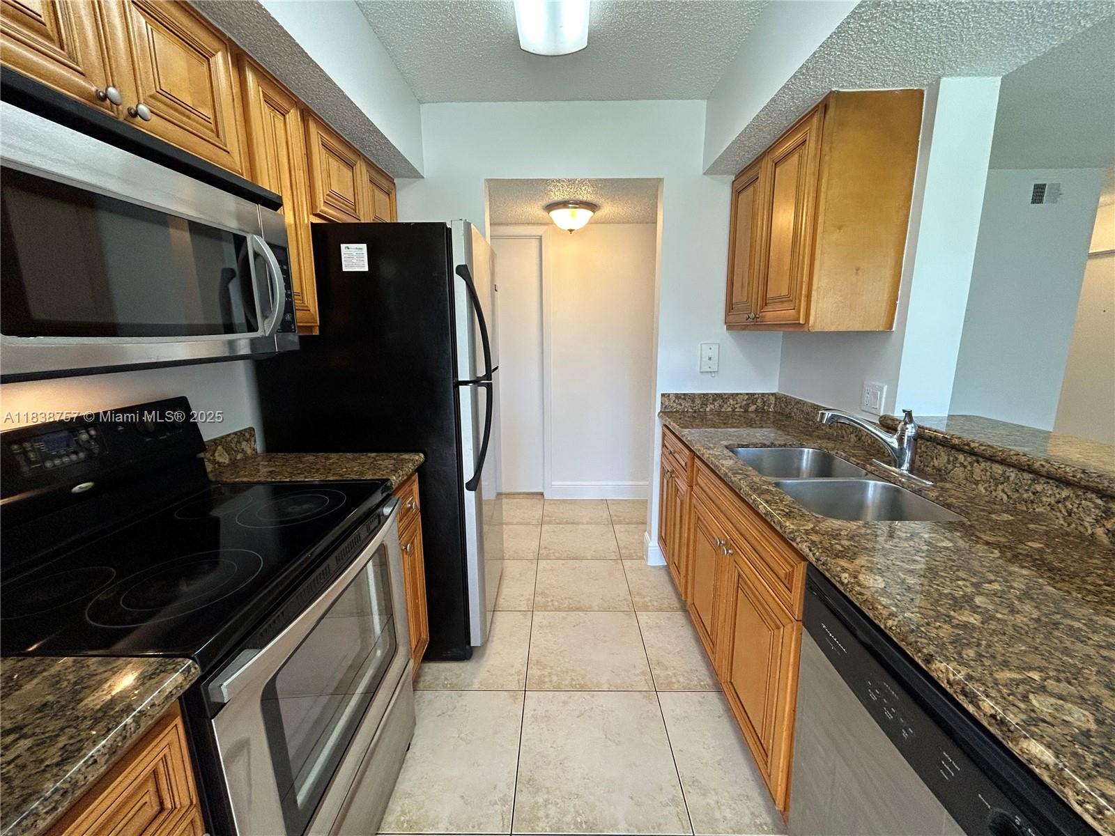SUN VISTA GARDENS CONDO - Residential Lease