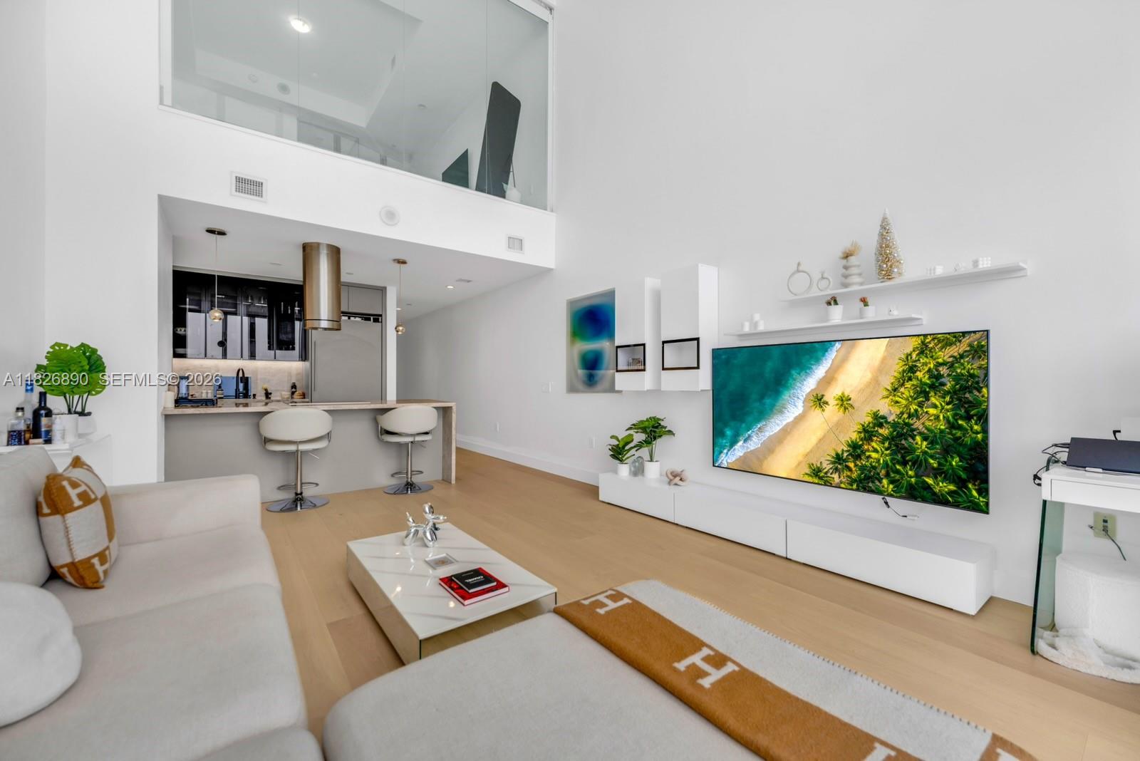MARQUIS CONDO - Residential