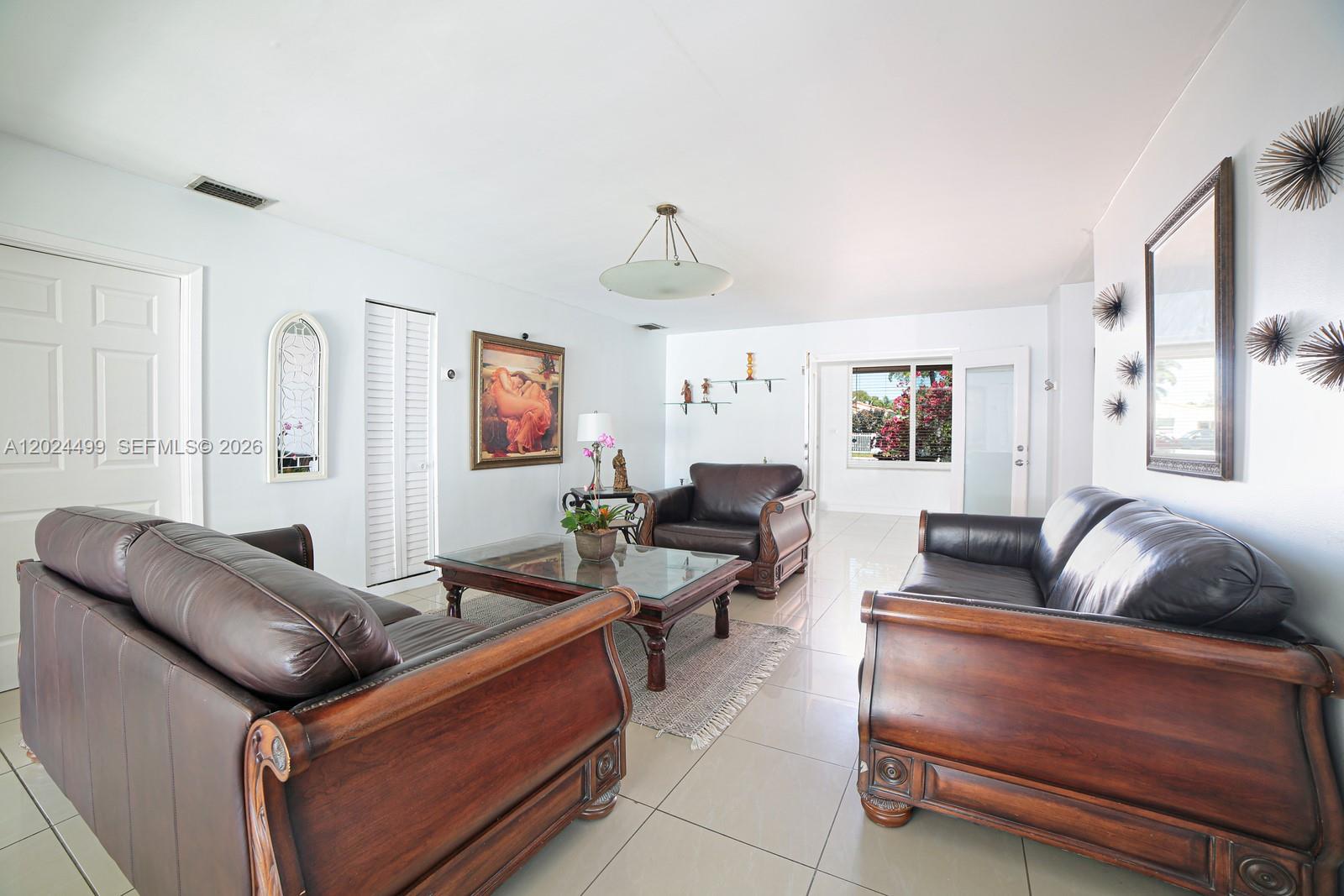 OCEANSIDE SEC ISLE OF NOR - Residential