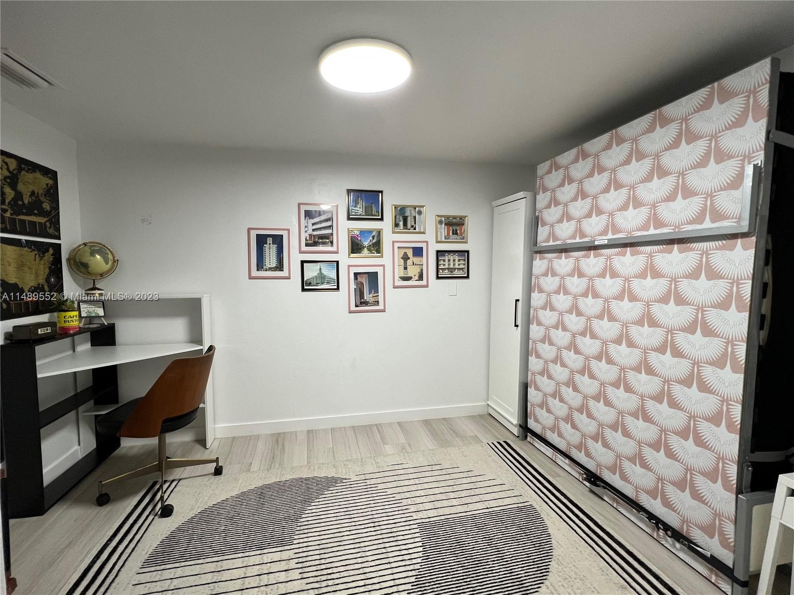 KENTUCKY CORNERS - Residential Lease