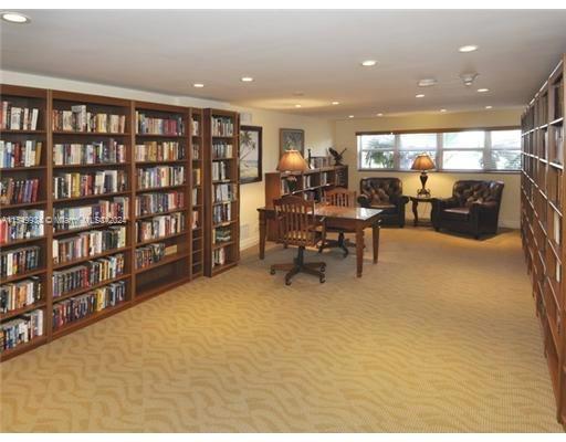 SKY HARBOUR EAST - Residential Lease