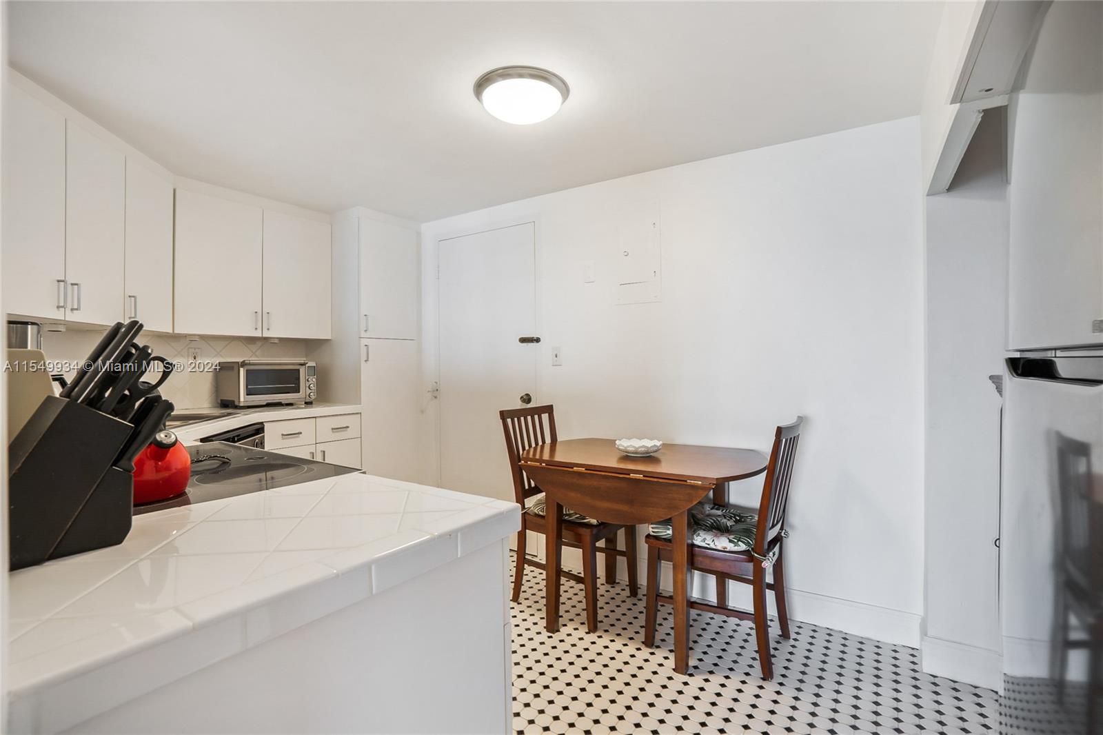 SKY HARBOUR EAST - Residential Lease