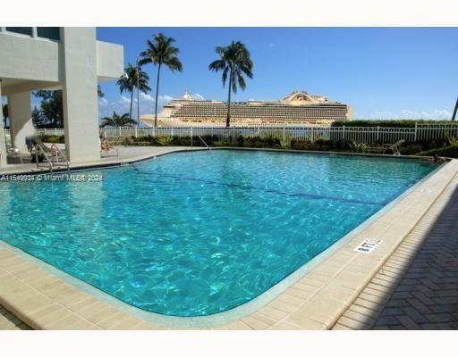 SKY HARBOUR EAST - Residential Lease