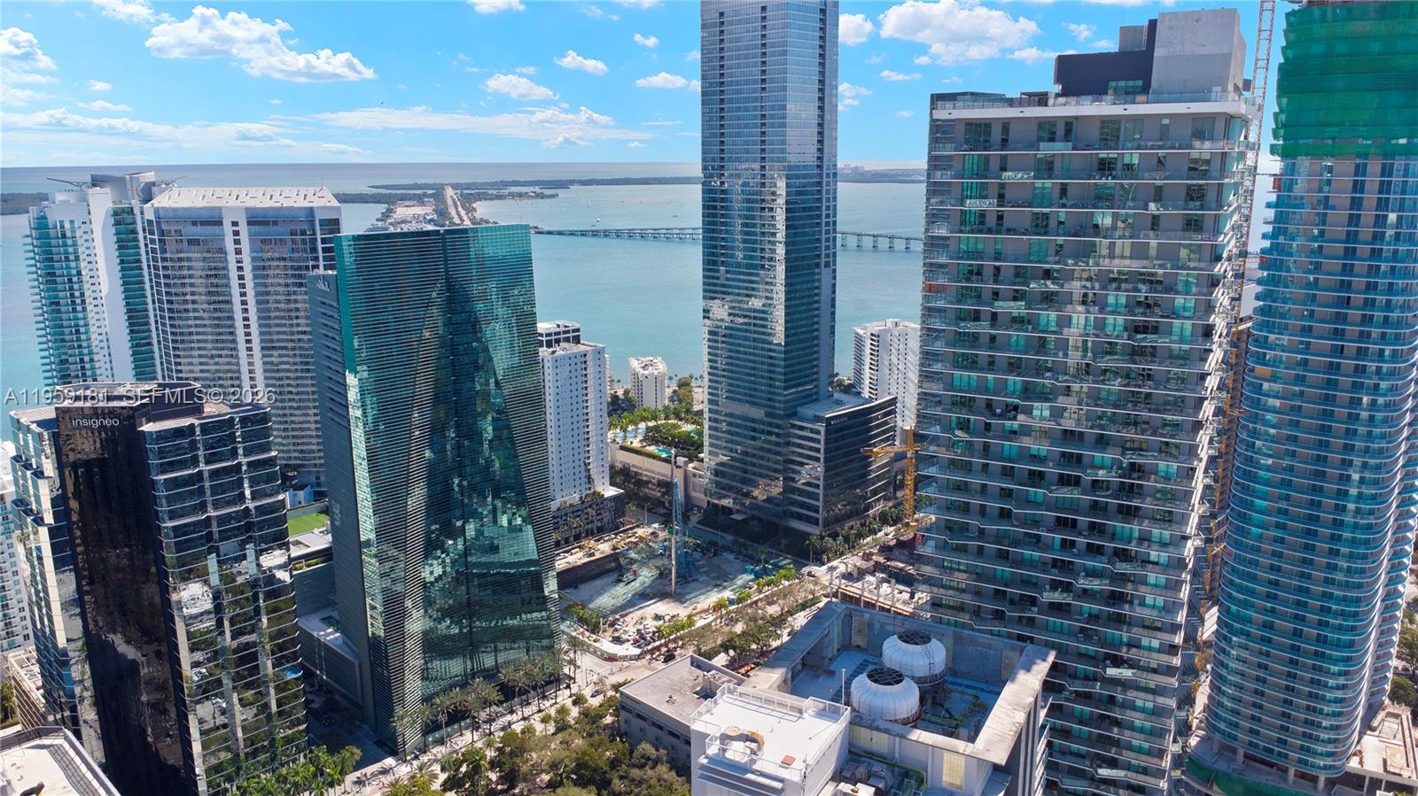 1100 MILLECENTO RESIDENCE - Residential