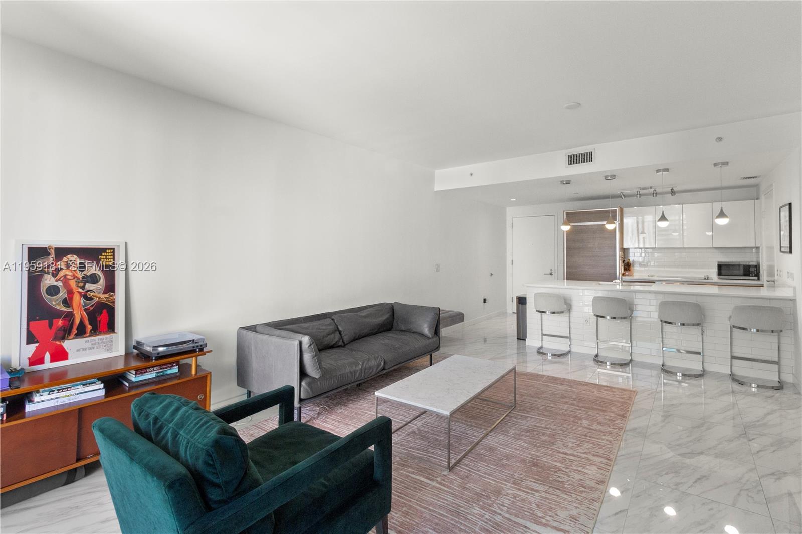 1100 MILLECENTO RESIDENCE - Residential