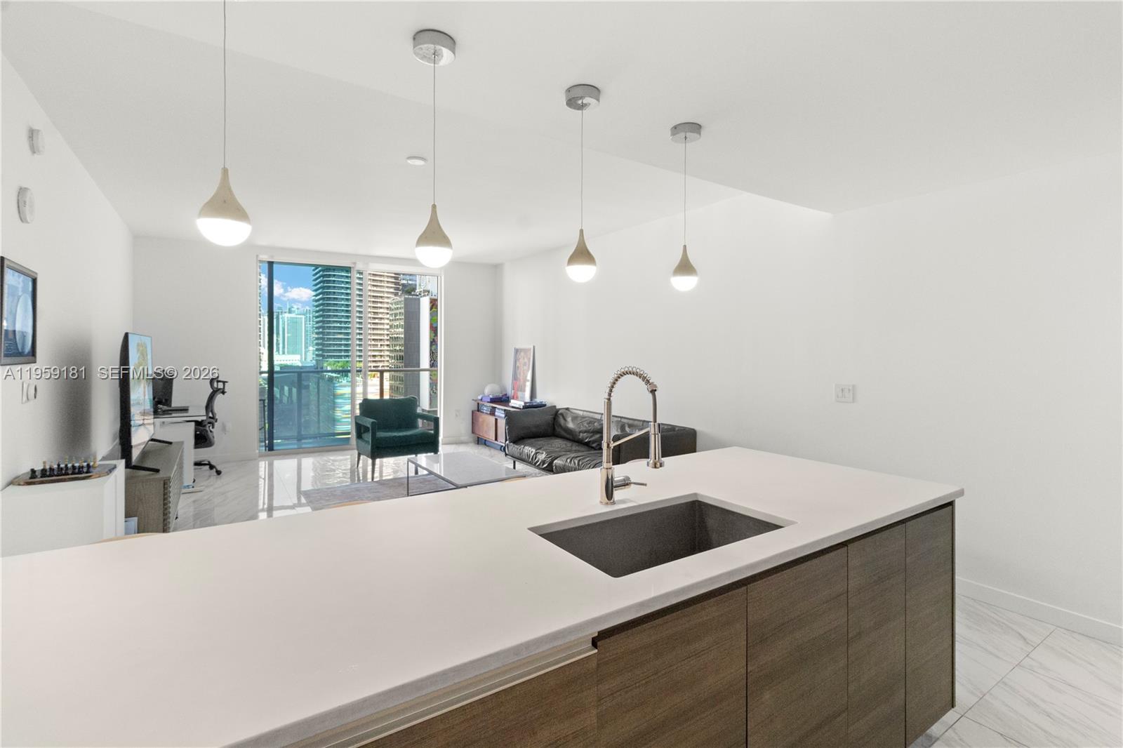 1100 MILLECENTO RESIDENCE - Residential