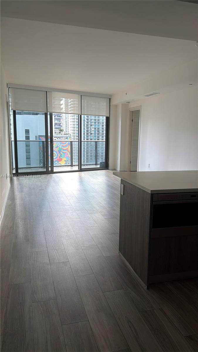 801 SMA RESIDENCES CONDO - Residential