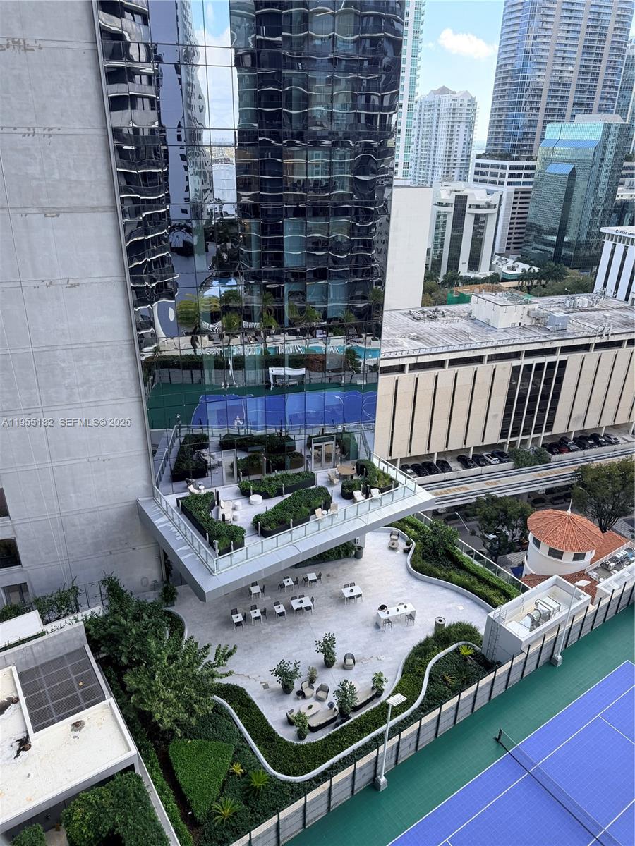 801 SMA RESIDENCES CONDO - Residential