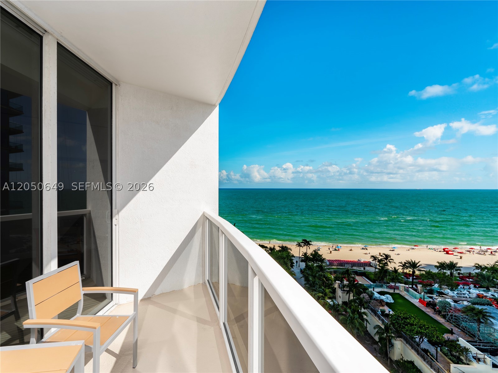 TRUMP INTERNATIONAL SONES - Residential