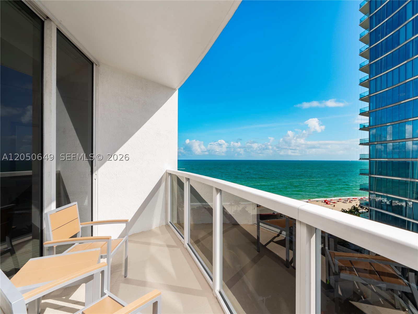 TRUMP INTERNATIONAL SONES - Residential