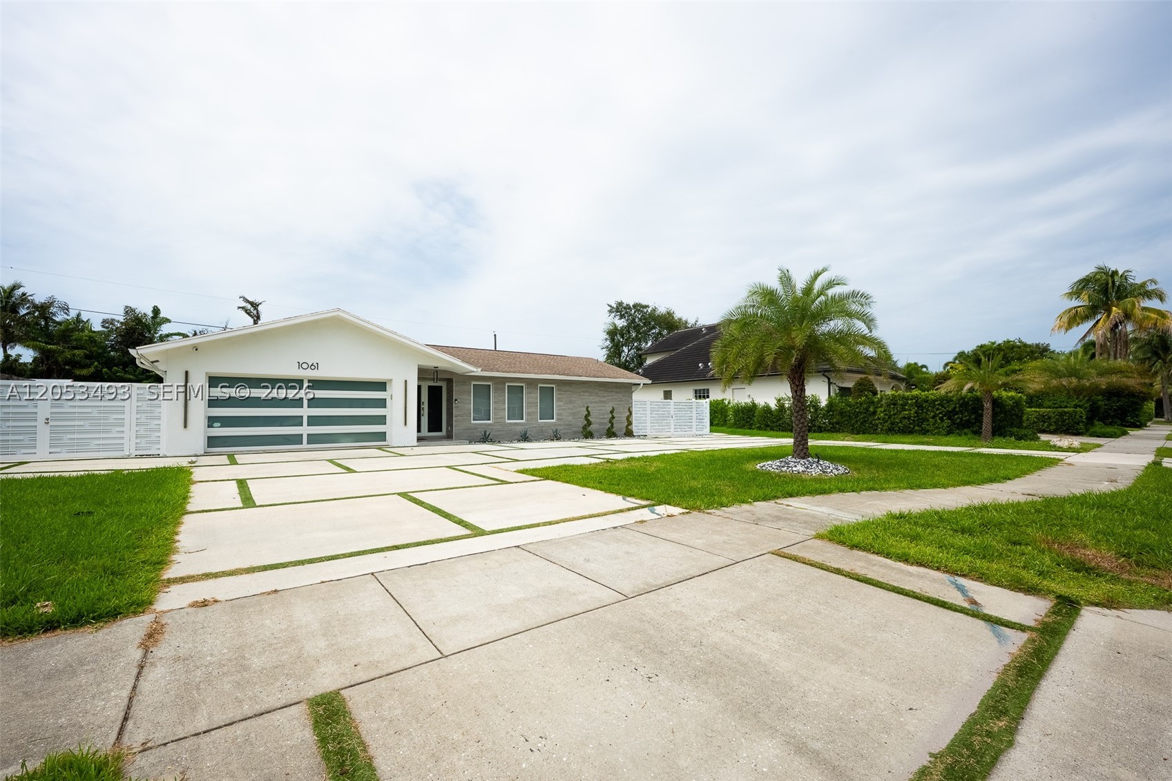 PALM BEACH FARMS CO 10 - Residential