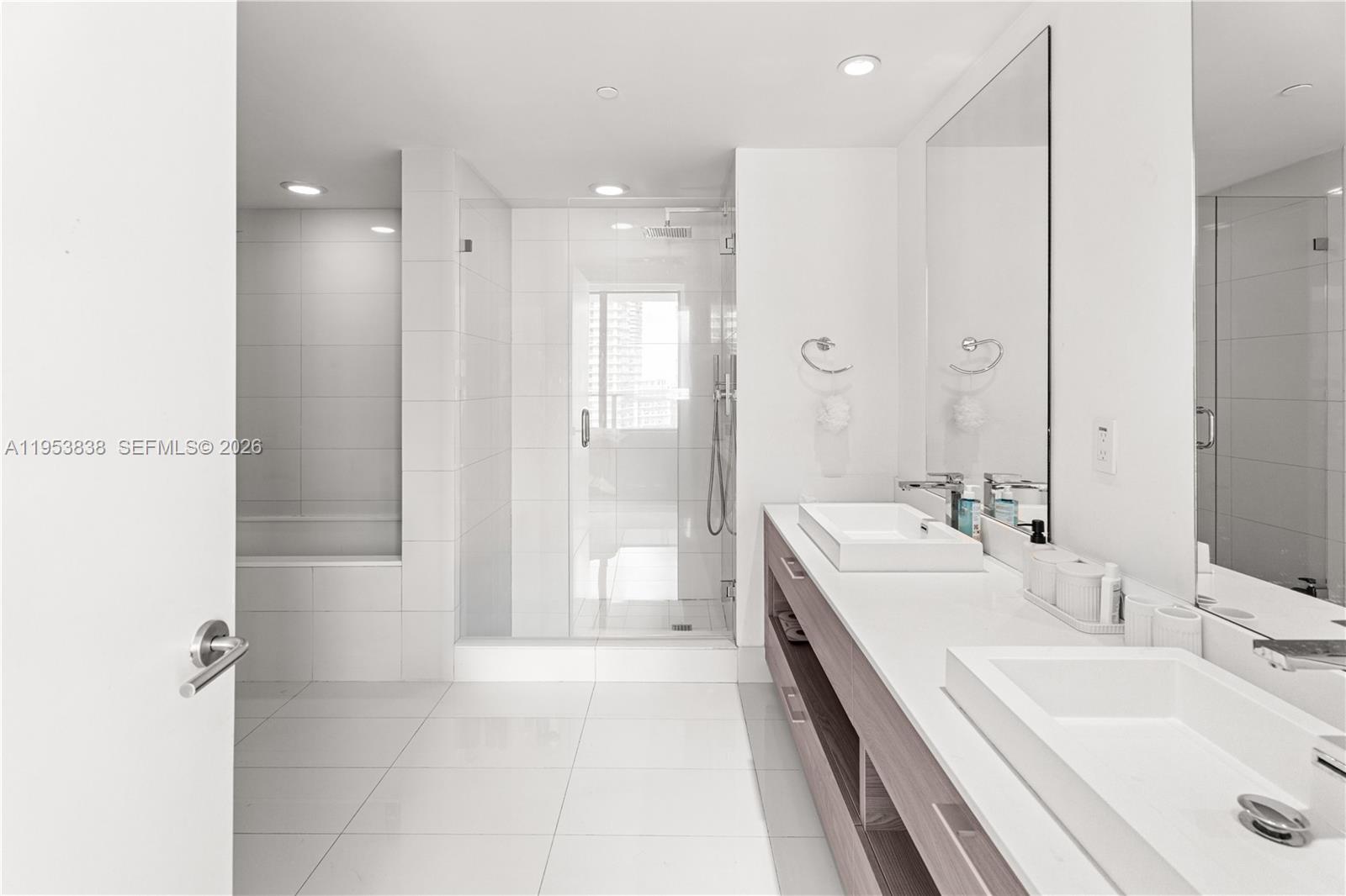 1300 S MIAMI AVENUE CONDO - Residential