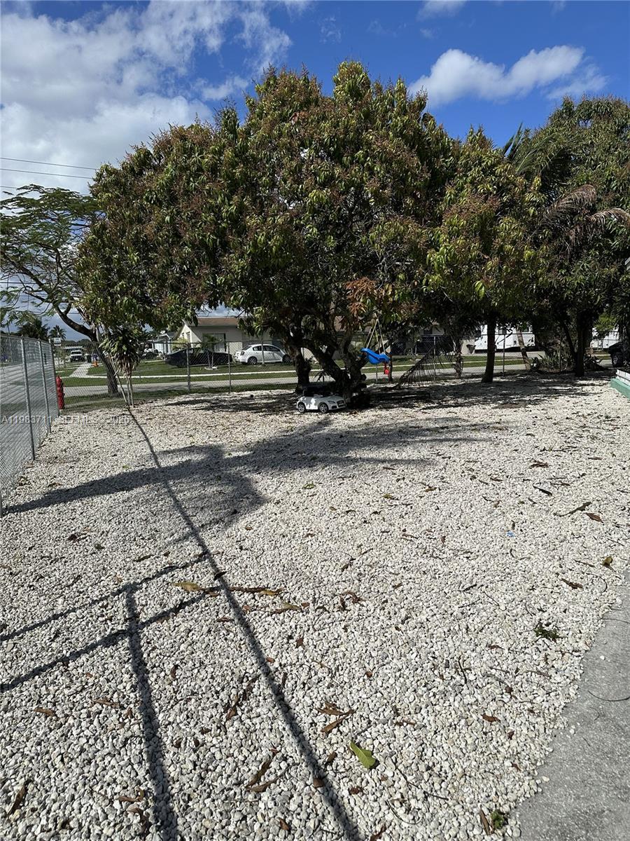 MELROSE PARK ESTATES - Residential