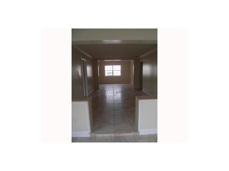 3 54 41 KENILWORTH - Residential Lease
