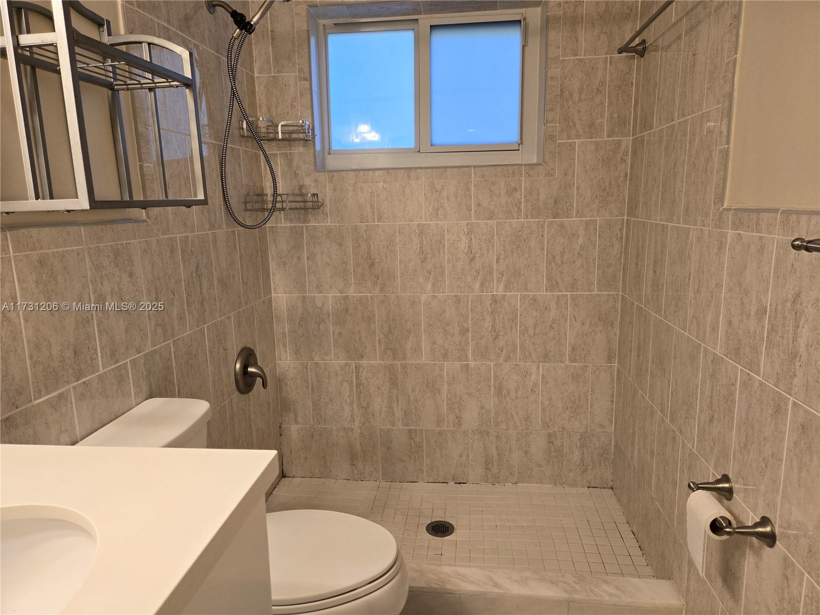 HIGH PINES CONDO - Residential Lease