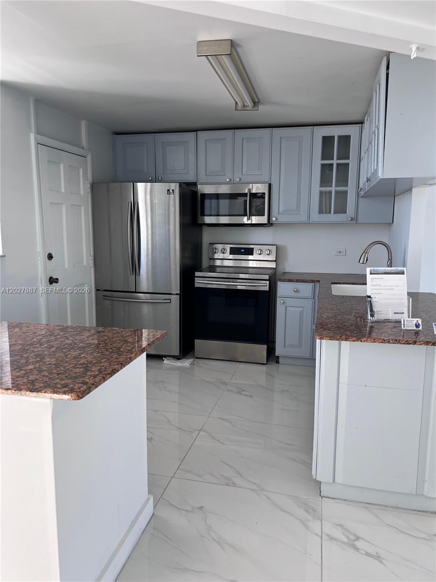 CORAL ISLE WEST CONDO - Residential
