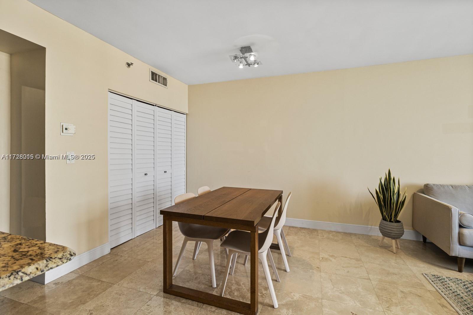 BRICKELL KEY - Residential Lease