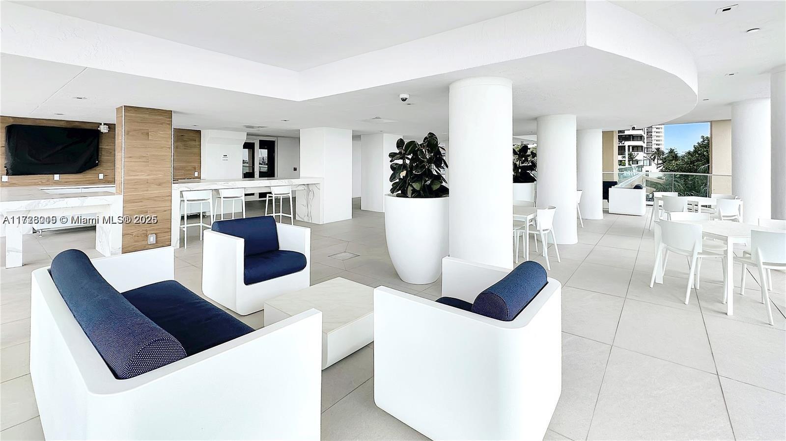 BRICKELL KEY - Residential Lease