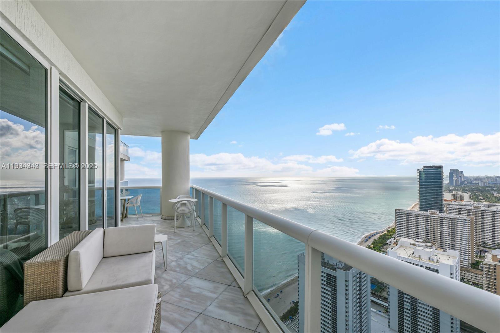 BEACH CLUB CONDO - Residential