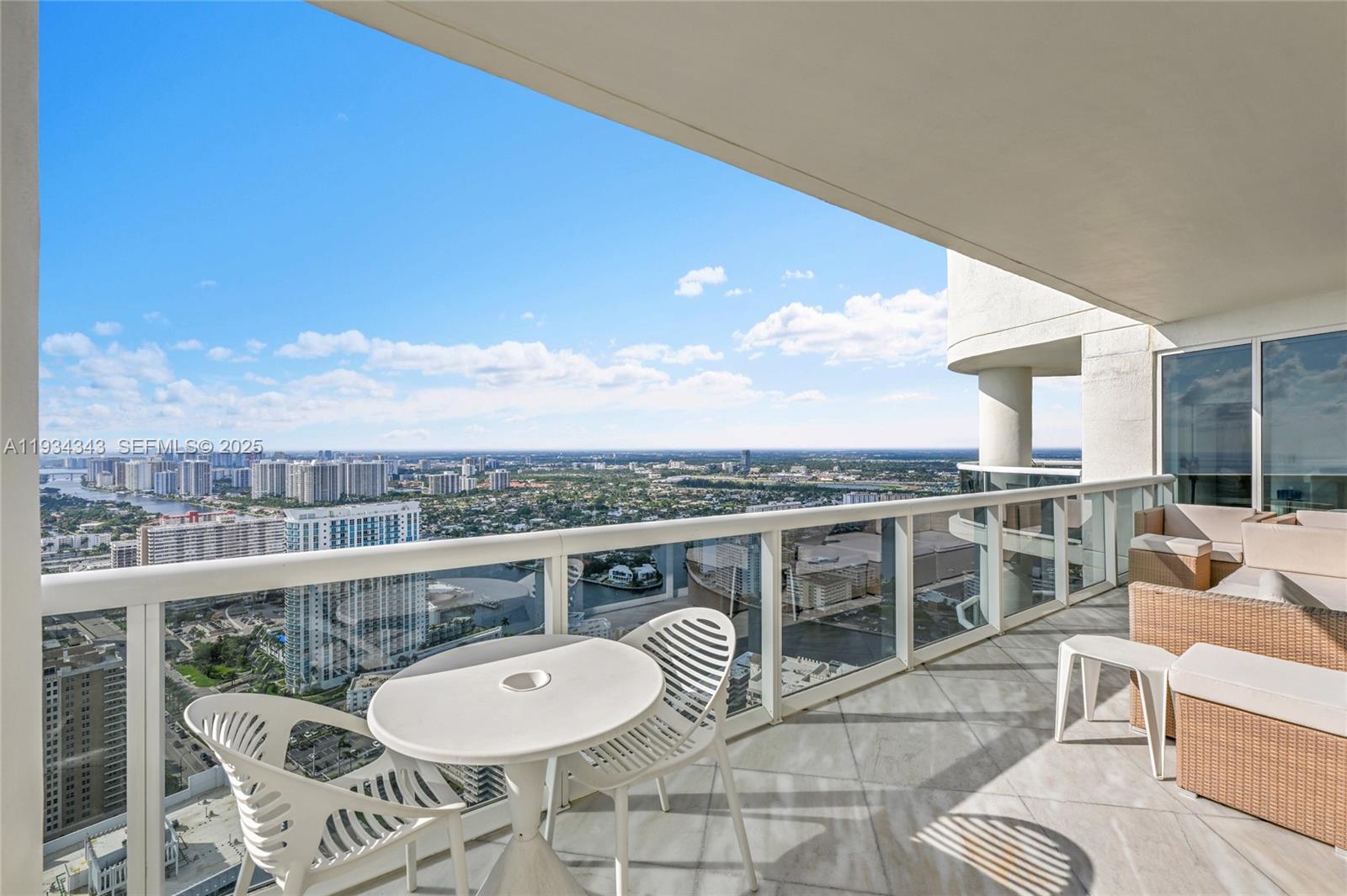 BEACH CLUB CONDO - Residential