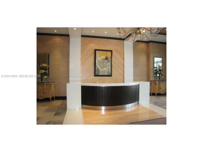 VERANDA CONDO - Residential Lease