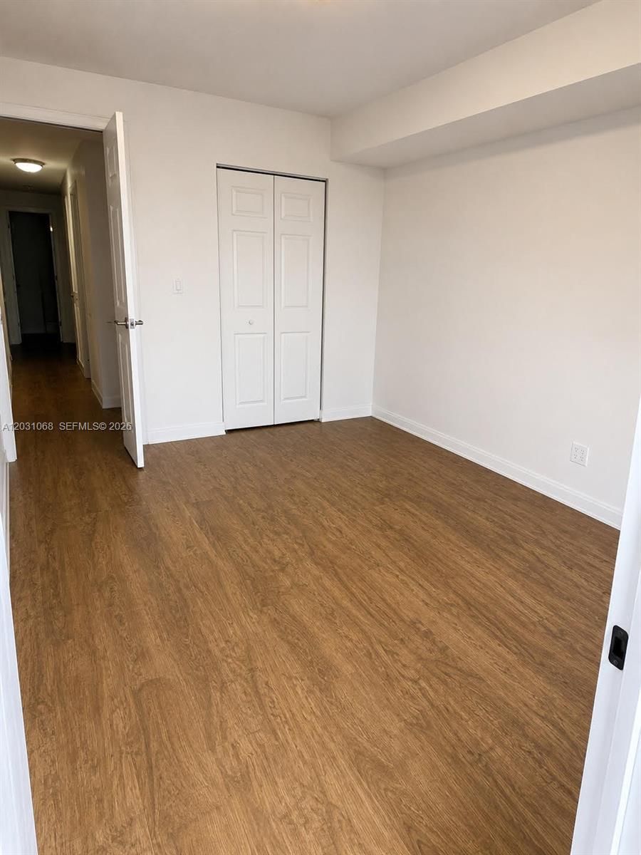 VERANDA CONDO - Residential Lease