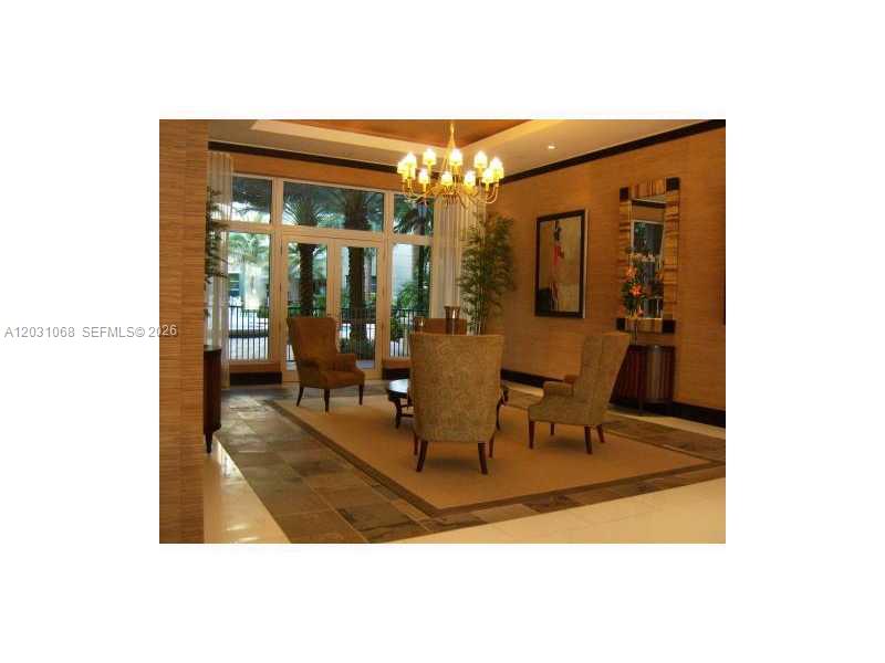 VERANDA CONDO - Residential Lease