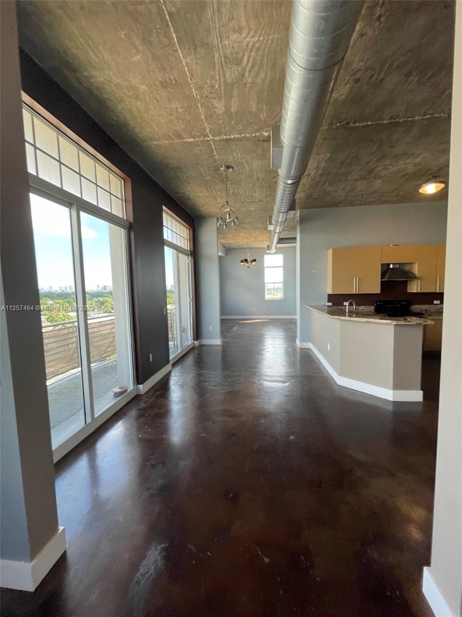 SKYLOFTS CONDO - Residential Lease